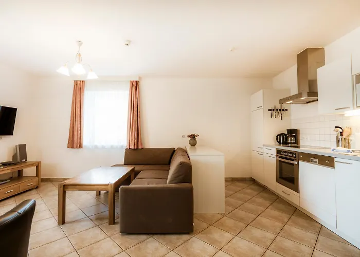 Panorama Das.schiller * 巴德加斯坦