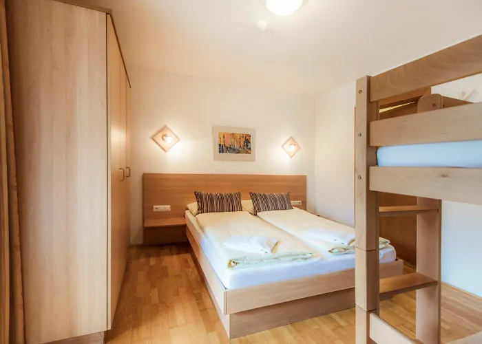 Panorama Das.schiller * 巴德加斯坦