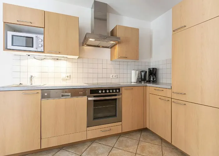 Panorama Das.schiller * 巴德加斯坦